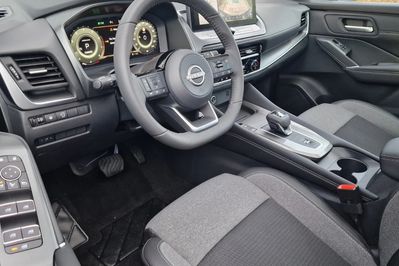 Nissan Qashqai GID-T N-Connecta Xtronic