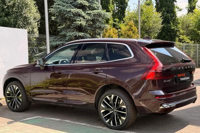Volvo XC60 T6 Plug-In Hybrid AWD Ultra Bright aut