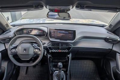 Peugeot 2008 1.2 PureTech Allure