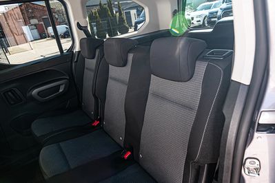 Toyota Proace City Verso Long L2H1 7os AT
