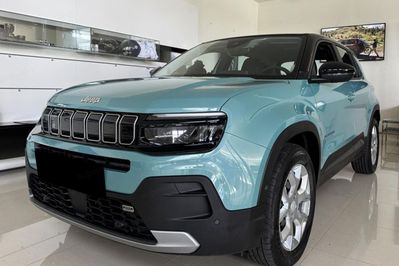 Jeep Avenger Altitude 1.2 e-Hybrid T3