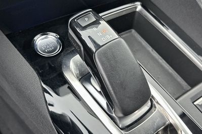 Peugeot 3008 Allure Pack 1.6 Hybrid e-EAT8 4x4