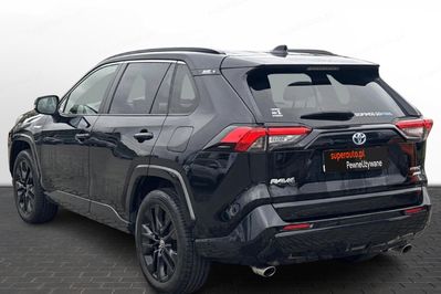 Toyota RAV4 2.5 Hybrid Black Edition by JBL 4x4