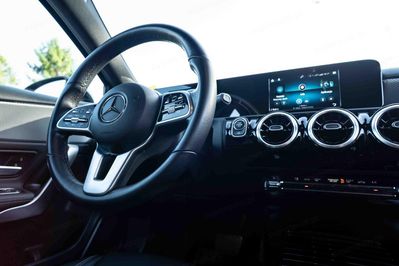 Mercedes Klasa A 250 Progressive 7G-DCT