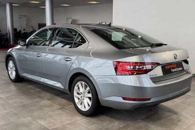 Skoda Superb 2.0 TDI  DSG
