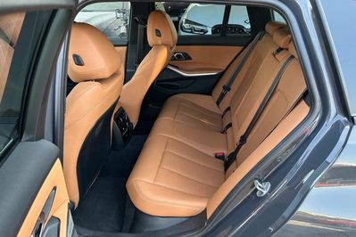 BMW Seria 3 Touring 320d xDrive M Sport