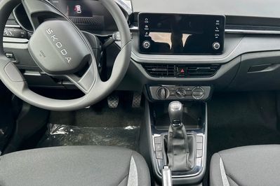 Skoda Fabia Essence 1.0 TSI