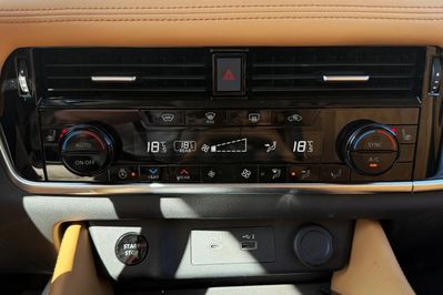 Nissan X-Trail 1.5 Vc-T&E-Power Tekna e-4ORCE