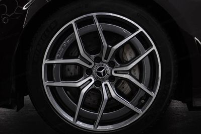 Mercedes Klasa E E 300 Coupe AMG