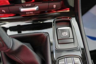 BMW Seria 2 216d