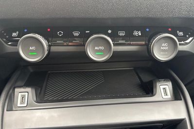 Citroen C4 1.2 PureTech Shine S&S EAT8