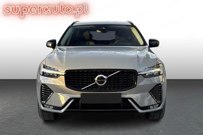 Volvo XC60 B5 B AWD Plus Dark