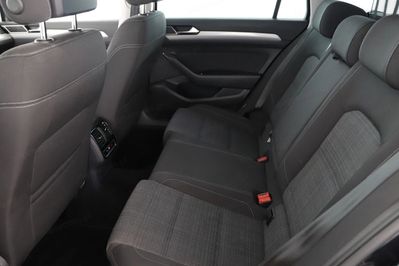 Volkswagen Passat 2.0 TDI EVO Business DSG