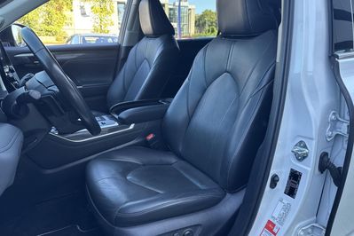 Toyota Highlander 2.5 Hybrid Prestige