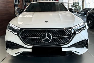 Mercedes Klasa E 300 de  4-Matic AMG