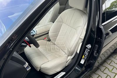 BMW Seria 7 M760e xDrive