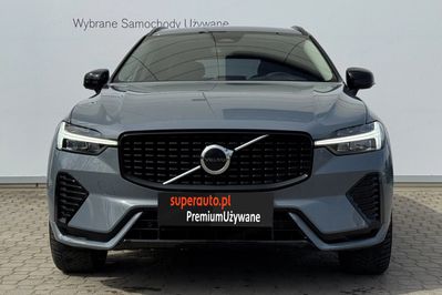 Volvo XC60 B4 D AWD Plus Dark