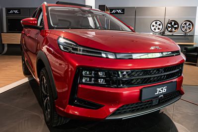 JAC JS6 1.5T-GDI AT