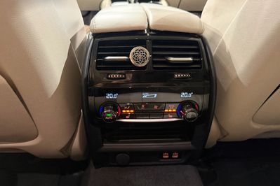 BMW Seria 5 540d xDrive Luxury Line