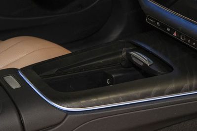 Mercedes E Klasa 200 d Avantgarde