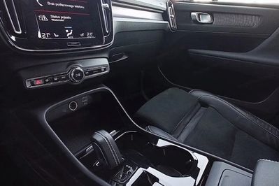 Volvo XC40 B4 B R-Design