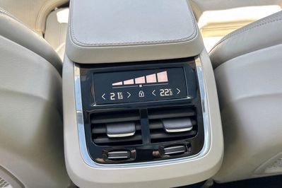 Volvo V90 Cross Country B5 D AWD Pro