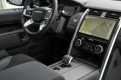 Land Rover Discovery D250 S
