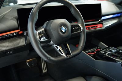 BMW Seria 5 Touring 520d xDrive M Sport