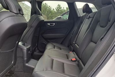 Volvo XC60 T6 Plug-In Hybrid AWD Plus Dark aut