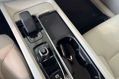 Volvo XC60 B4 D Momentum Pro