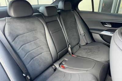 Mercedes Klasa E 300 de 4-Matic AMG