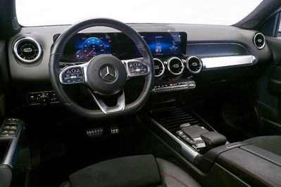 Mercedes GLB 200 4-Matic AMG Line 8G-DCT