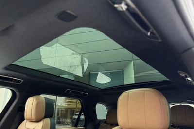 Land Rover Range Rover Sport D300 Dynamic SE