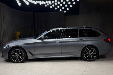 BMW Seria 5 Touring 520d xDrive M Sport
