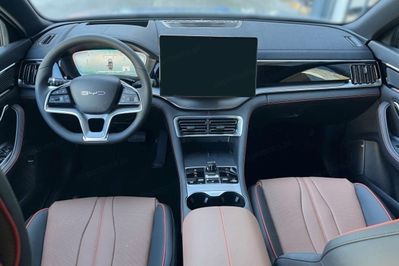 BYD Seal U DM-i  Design AWD