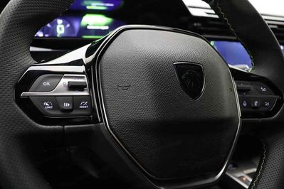 Peugeot 408 GT Exclusive S&S 1.2 mHEV  e-DSC6