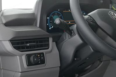 Volkswagen Transporter Zabudowa Brygadowa TDI L2H1 Plus