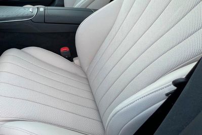 Mercedes E Klasa 220 d  4-Matic AMG