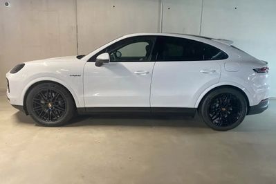 Porsche Cayenne Coupe E-Hybrid