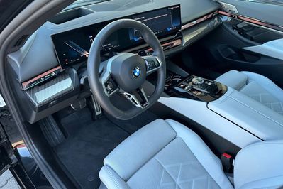 BMW Seria 5 Touring 520d xDrive M Sport