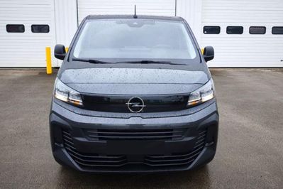 Opel Vivaro XL L2H1 EAT8 Zabudowa Byrgadowa