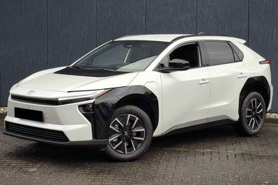 Toyota bZ4X Style EV