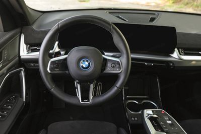 BMW iX2 eDrive20 M Sport