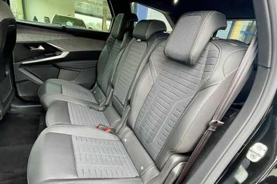 Peugeot 5008 GT 1.2 PureTech mHEV S&S e-DCS6