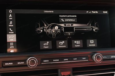 Porsche Macan Standard