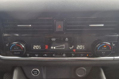 Nissan Qashqai 1.3 DIG-T mHEV N-Connecta Xtronic