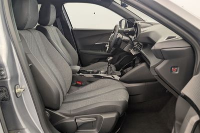 Peugeot 2008 ALLURE 1.2 PureTech