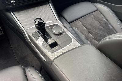 BMW Seria 3 330e xDrive M Sport