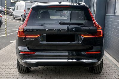 Volvo XC60 T8 Plug-In Hybrid AWD Ultra Bright