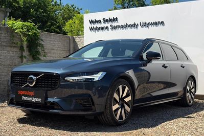 Volvo V90 T8 AWD Plug-In Hybrid Plus Dark